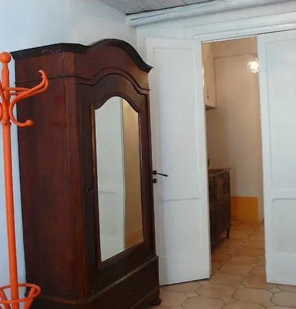 Foresteria Delle Arti Old Town Homestay *